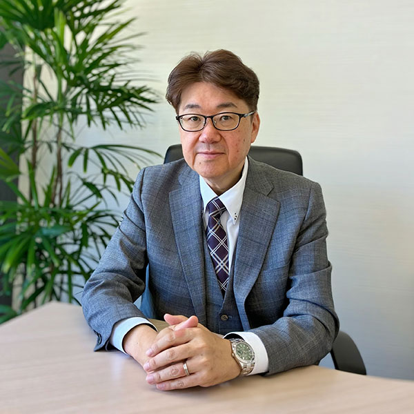 代表取締役 練生川 和弘